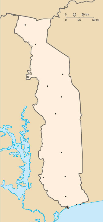 Carte Togo vierge couleur